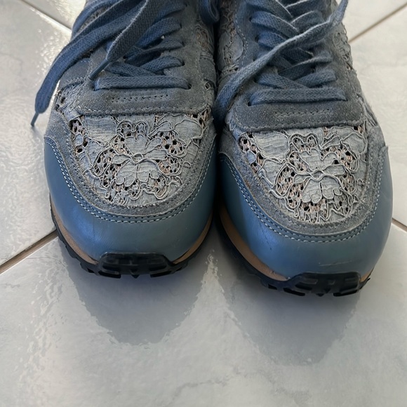 Valentino Garavani Camouflage Sneaker 37.5 - Picture 6 of 9